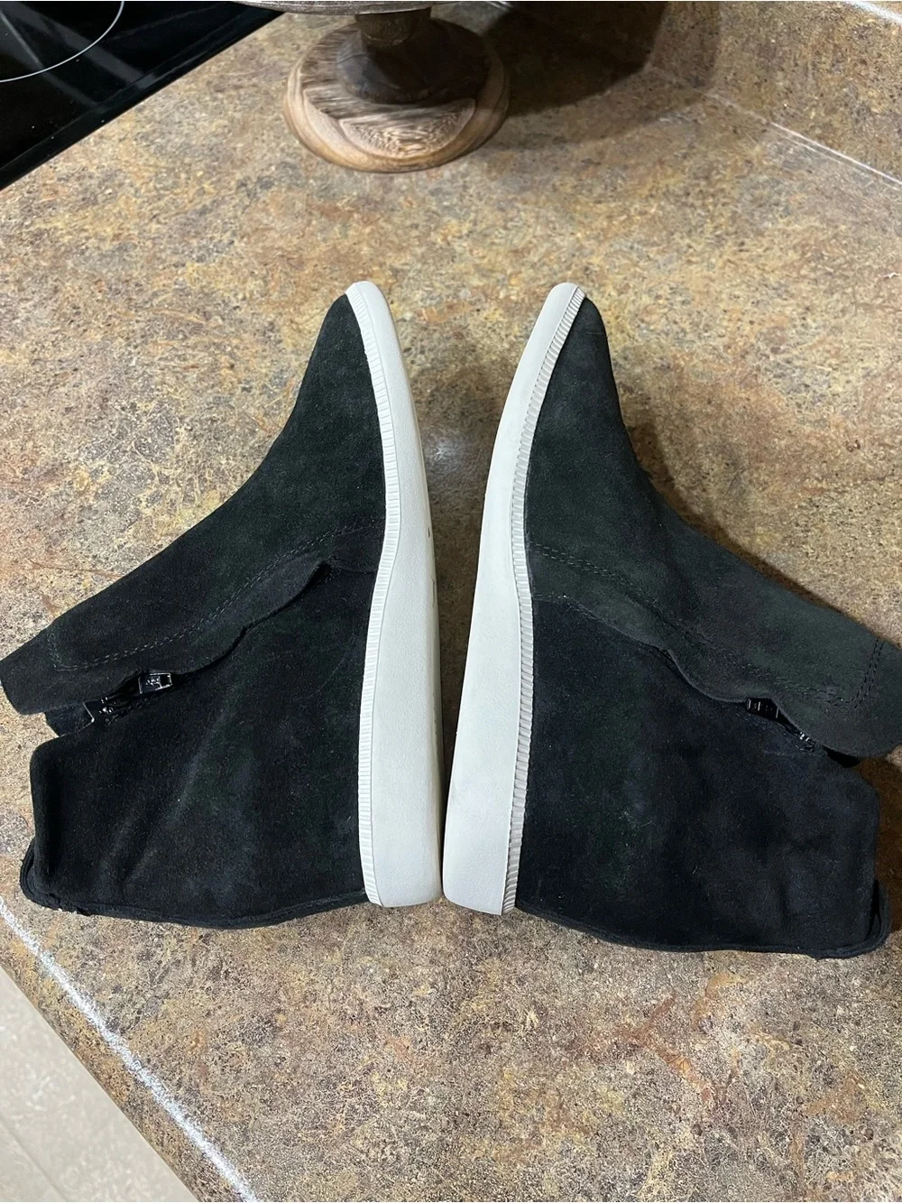 Kate Spade Wilkes Suede Ankle Boots Black Sneaker Sole Sz 9 Fall Winter